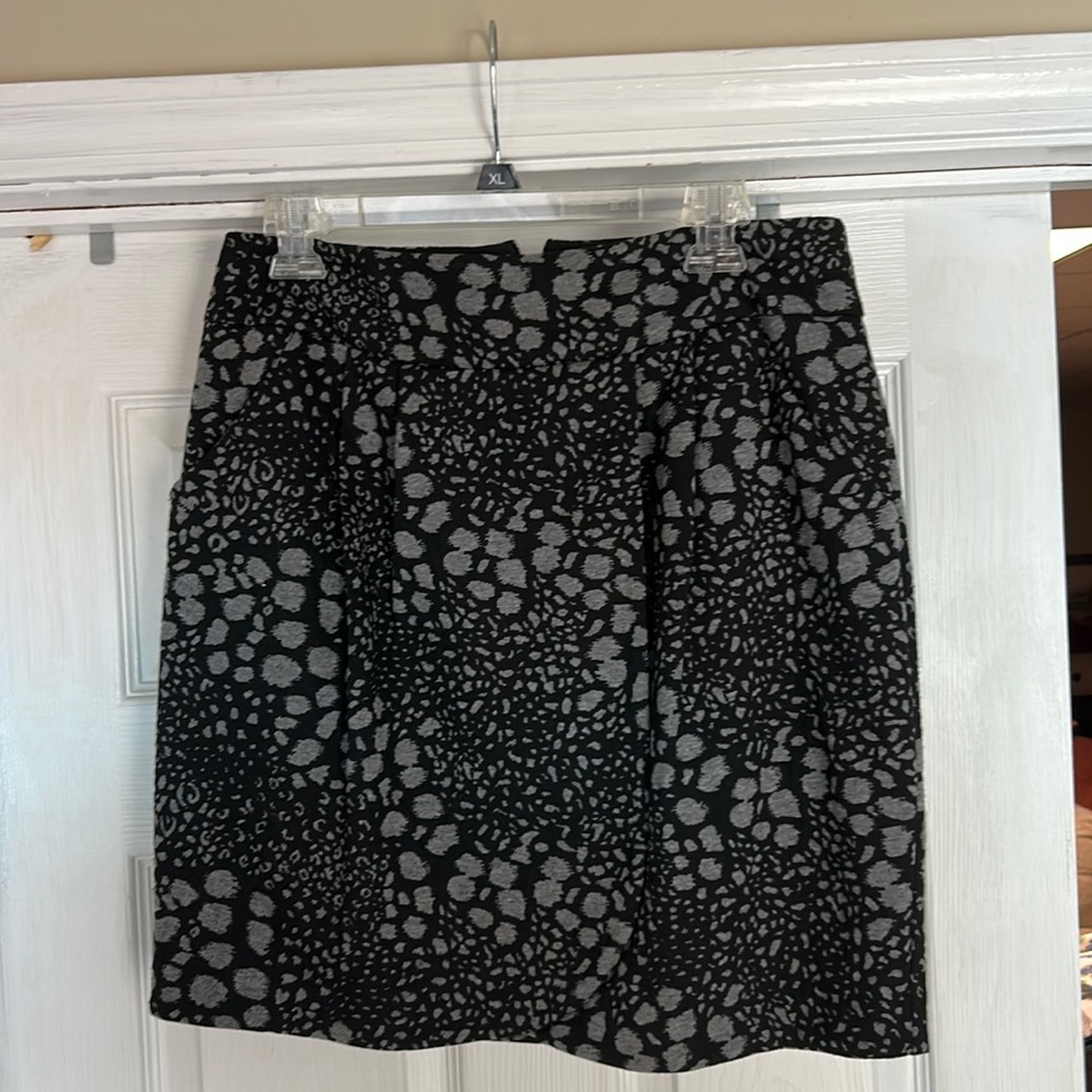 Black & Gray Leopard printed skirt